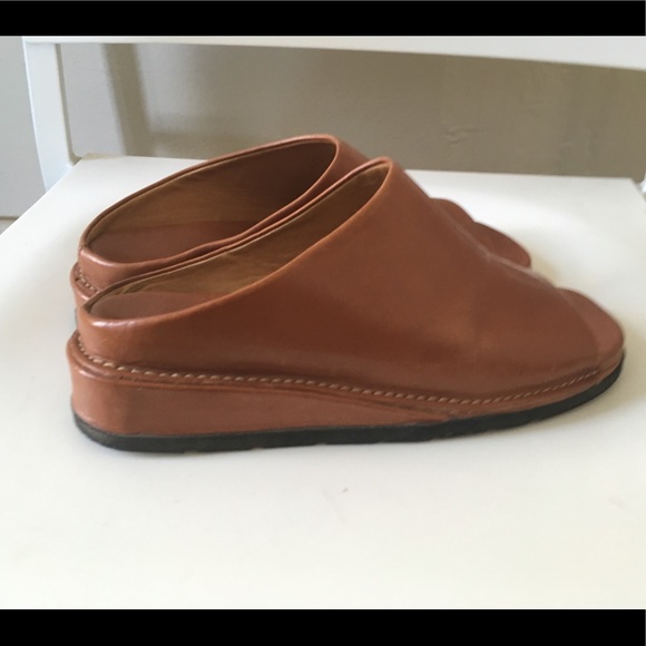 Cole Haan classic saddle/ tan leather sandals - Picture 3 of 8